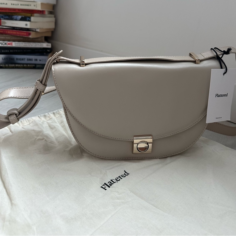Flattered Cindy Crossbody Cream Bag NEVER WORN